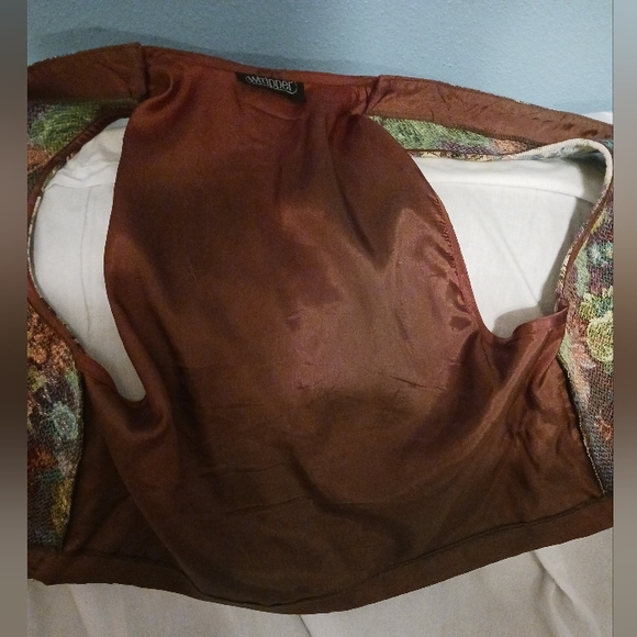 Wrapper Vest - Picture 2 of 4